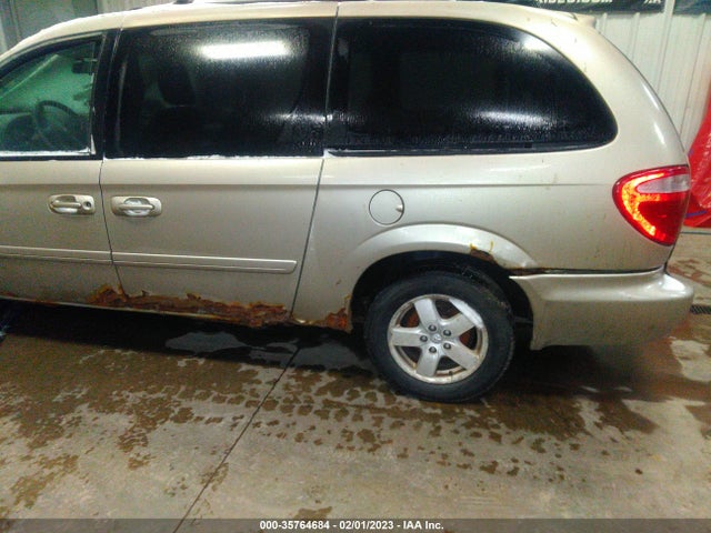 Dodge Grand Caravan Sxt 2005 2D4GP44L45R573554 Image 7