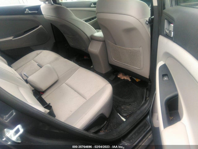 Hyundai TUCSON SEL 2018 KM8J3CA49JU752140 Image 9