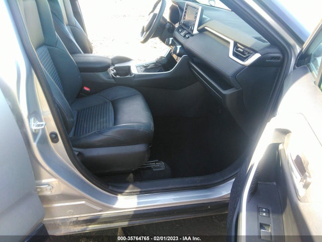 2020 Toyota RAV4, VIN: 2T3EWRFV4LW057023