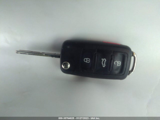 Volkswagen Passat 1.8t S 2017 1VWAT7A30HC055987 Image 3