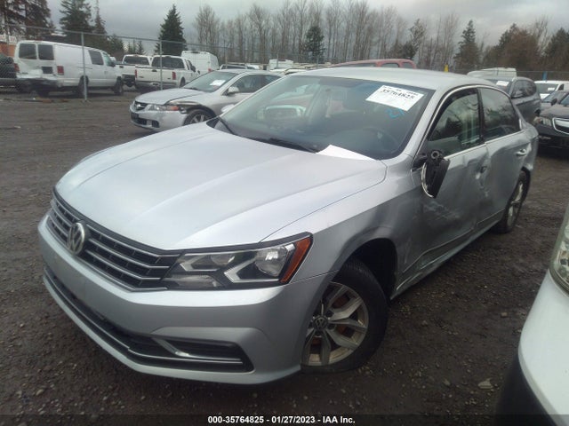 Volkswagen Passat 1.8t S 2017 1VWAT7A30HC055987 Image 2