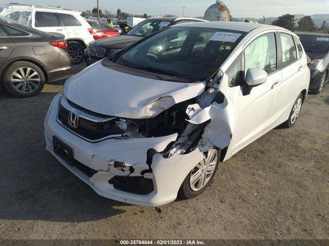 Honda FIT LX 2019 3HGGK5H47KM744144 Image 2
