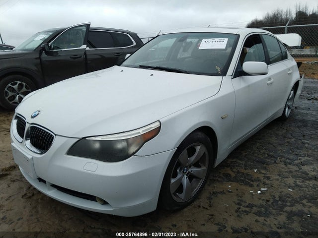 BMW 5 Series 2005 WBANA53525B861499 Image 2