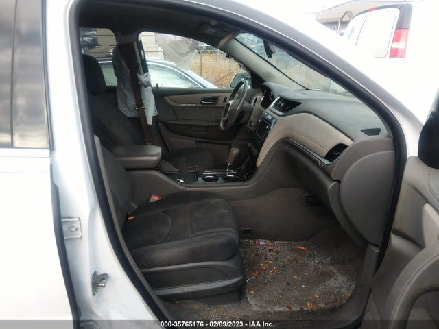 Chevrolet Traverse Lt 2017 1GNKRGKD5HJ323755 Image 6
