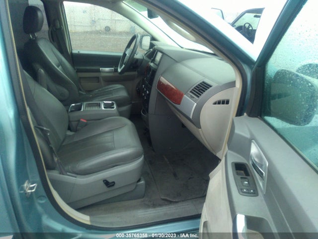 2A8HR54P38R621854 Chrysler Town & Country Touring