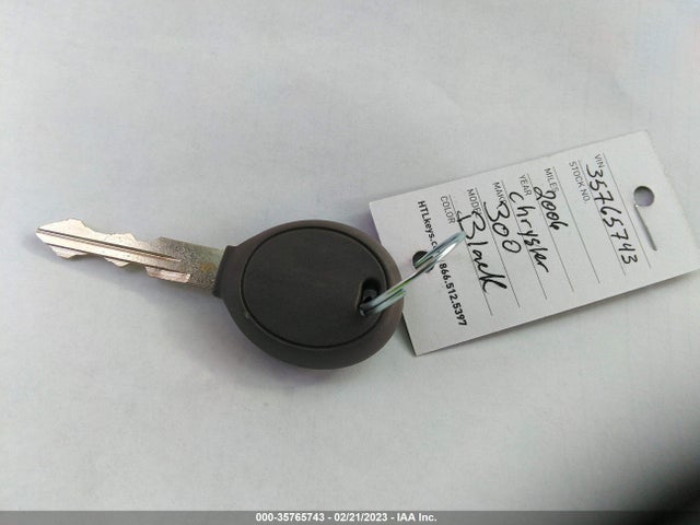 Chrysler 300 C 2006 2C3KA63H26H135807 Image 3