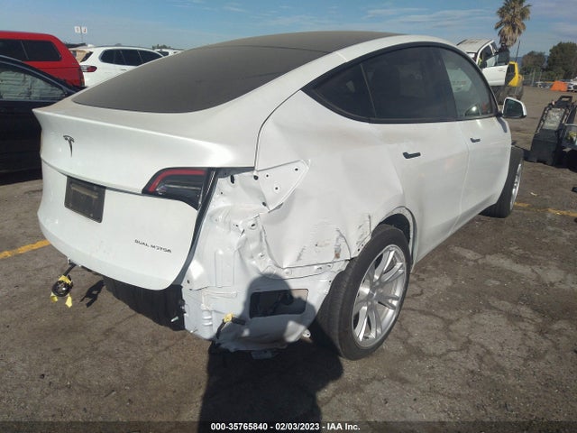 Tesla Model Y 2021 5YJYGDEE4MF117887 Image 6
