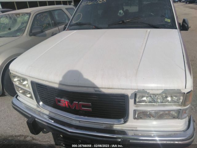 1GDFK16K9RJ753581 GMC Suburban K1500