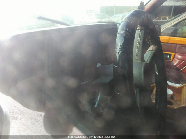 1GDFK16K9RJ753581 GMC Suburban K1500