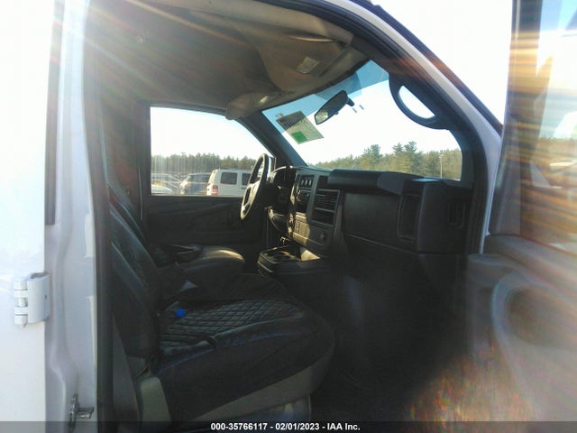 2014 GMC Savana, VIN: 1GTW7FCAXE1906672