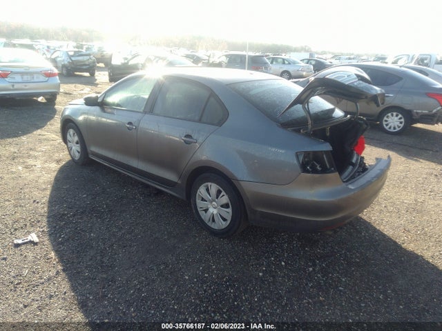 3VWDX7AJ1BM326058 Volkswagen Jetta Sedan Se