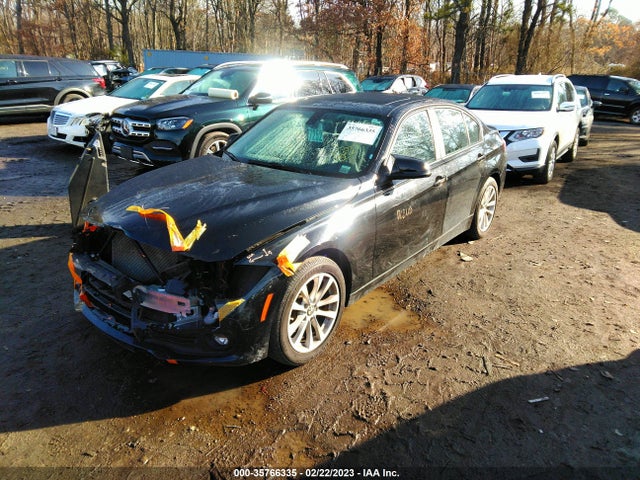 BMW 3 Series 320i Xdrive 2018 WBA8A3C50JA067392 Image 2