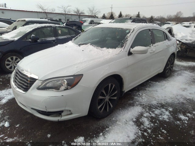 1C3BC8FG9BN600934 Chrysler 200