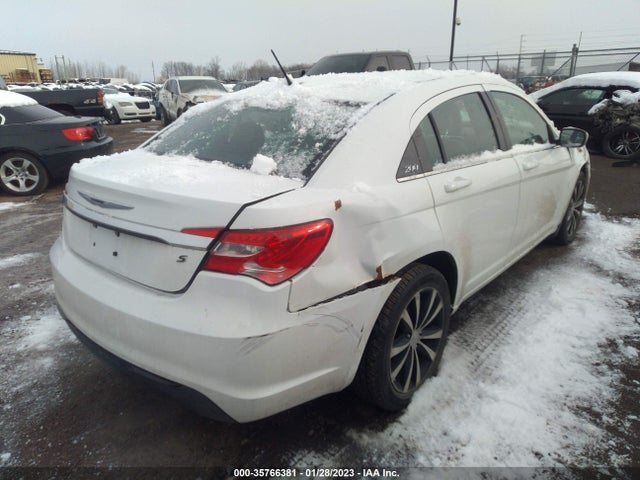 1C3BC8FG9BN600934 Chrysler 200