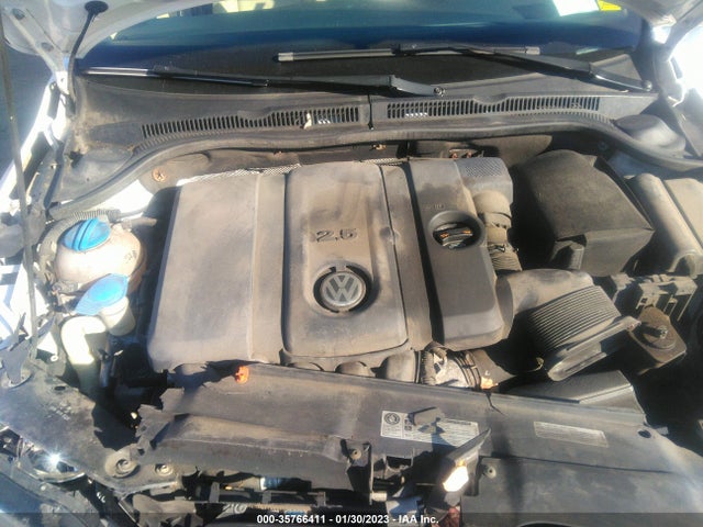 2013 VOLKSWAGEN JETTA SEDAN SE VIN: 3VWDP7AJ5DM452085
