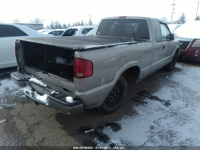 2002 CHEVROLET S-10 LS VIN: 1GCCS19W928218463