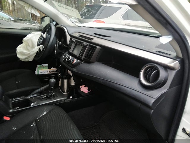 2018 Toyota RAV4, VIN: JTMZFREV8JJ210047