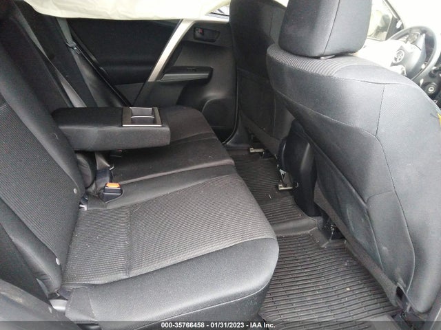 2018 Toyota RAV4, VIN: JTMZFREV8JJ210047