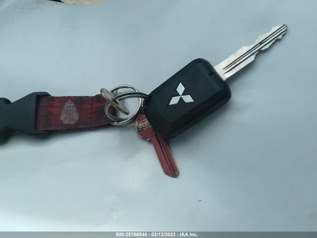 JA4AP3AU6GZ031577 Mitsubishi Outlander Sport 2.0 Es