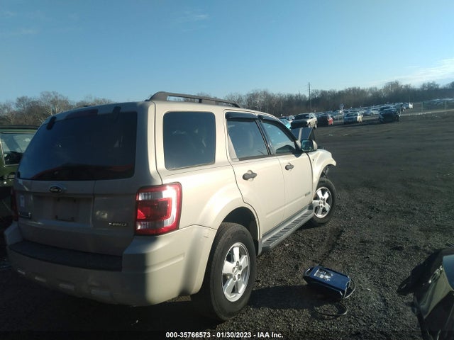 2008 FORD ESCAPE XLT VIN: 1FMCU93108KB01027