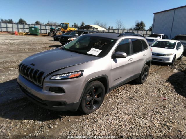 1C4PJLCB7JD574003 Jeep Cherokee Latitude