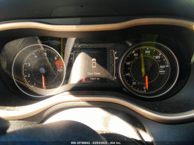 1C4PJLCB7JD574003 Jeep Cherokee Latitude