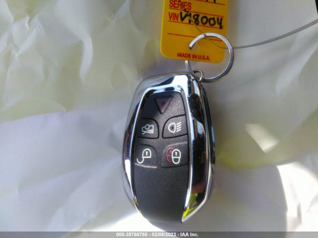 2011 JAGUAR XJ SAJWA2GB3BLV18004 Photo 10