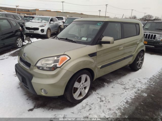 KNDJT2A21A7048977 KIA Soul !