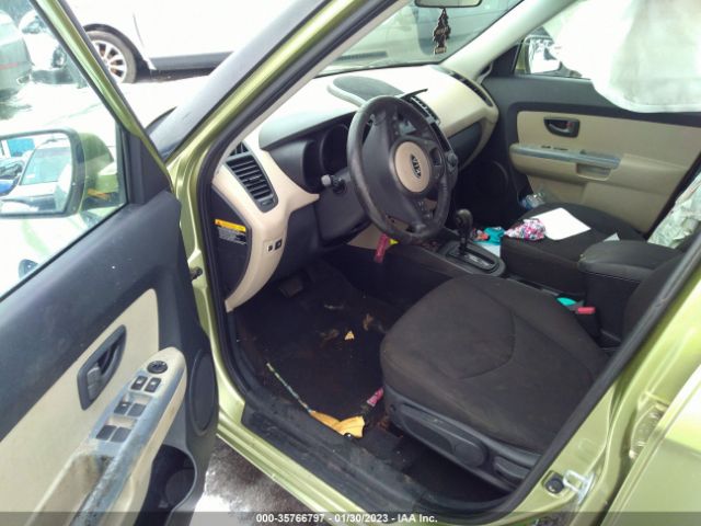 KNDJT2A21A7048977 KIA Soul !
