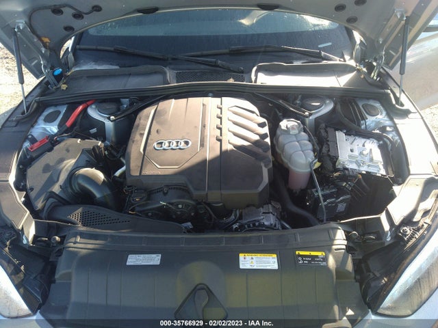 2022 Audi A5, VIN: WAUWAGF51NN008294