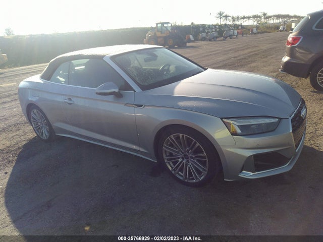 2022 Audi A5, VIN: WAUWAGF51NN008294