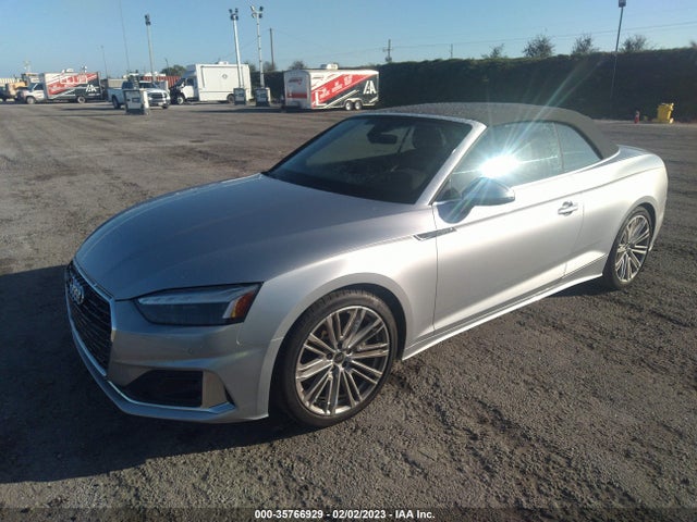 2022 Audi A5, VIN: WAUWAGF51NN008294