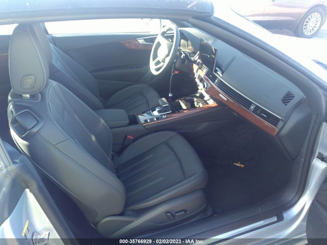 2022 Audi A5, VIN: WAUWAGF51NN008294