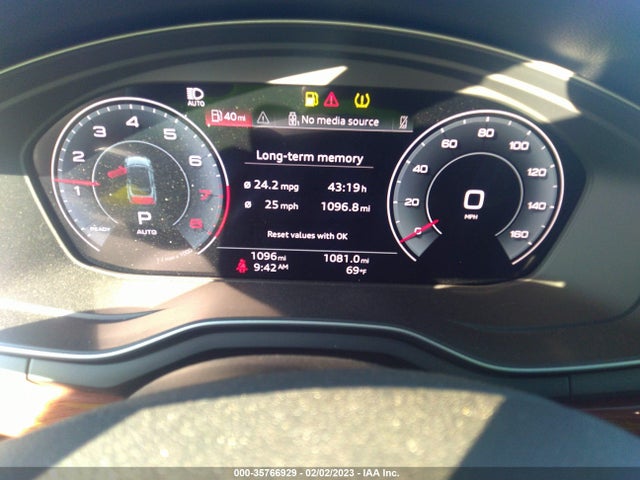 2022 Audi A5, VIN: WAUWAGF51NN008294