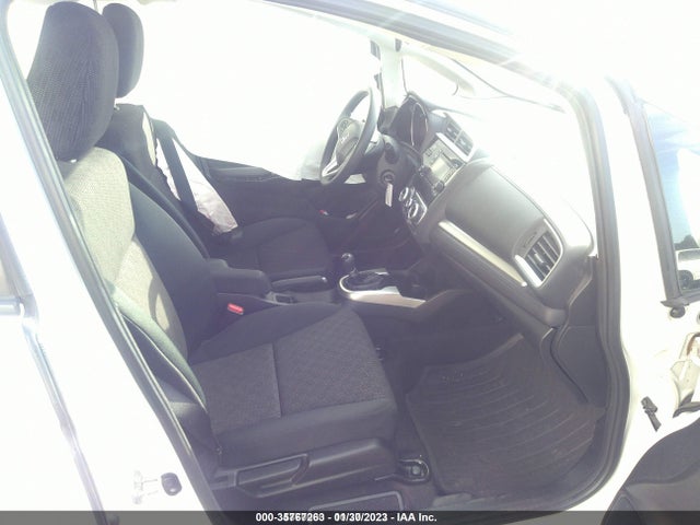 Honda FIT LX 2015 3HGGK5G57FM727165 Image 6