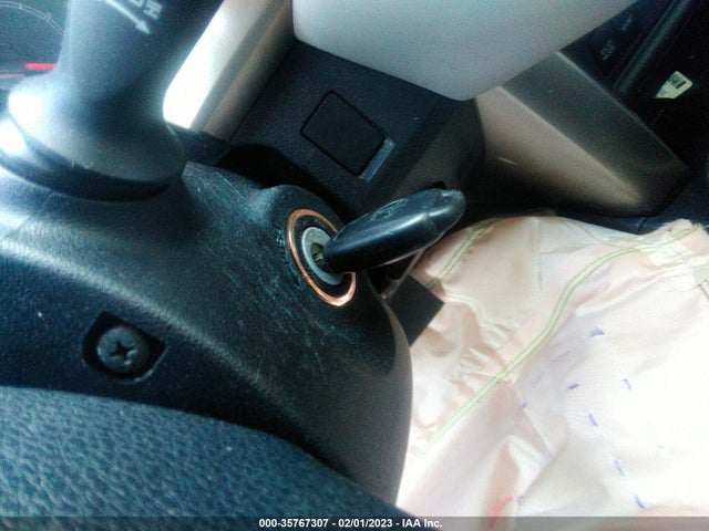 2015 Toyota RAV4, VIN: JTMRFREVXFD099832