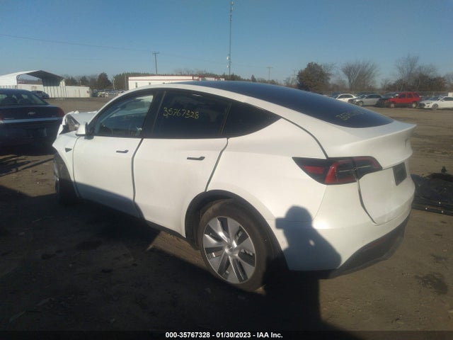 2022 Tesla Model Y, VIN: 7SAYGDEEXNA012563