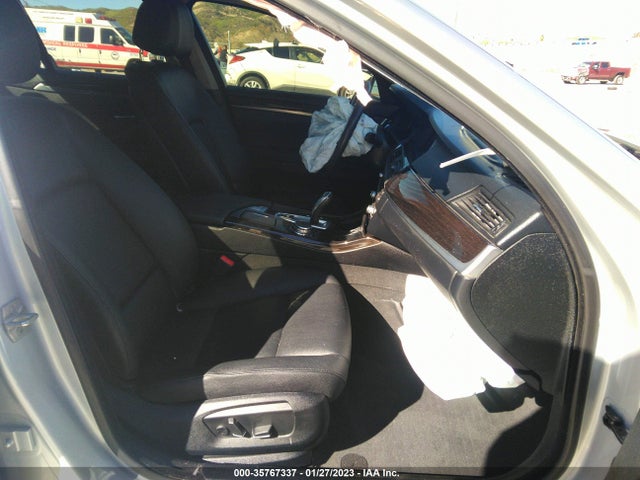 BMW 5 Series 528i 2015 WBA5A5C53FD517217 Image 5