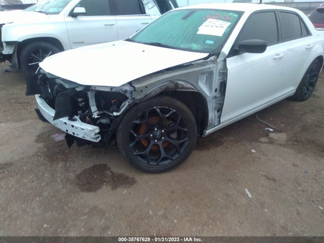 Chrysler 300 Touring 2019 2C3CCAAG9KH614151 Image 6