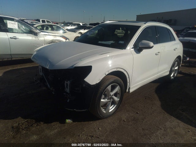 WA1AUCF39M1071929 Audi Q3 PREMIUM