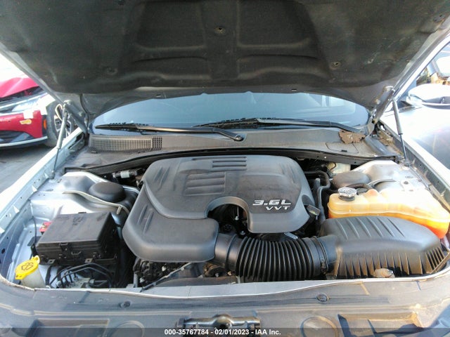 Chrysler 300 Limited 2018 2C3CCAEG5JH148775 Image 12