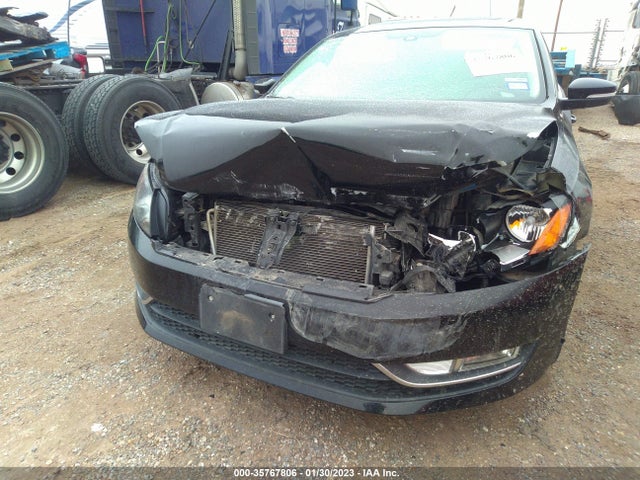 1VWBS7A3XFC080495 Volkswagen Passat 1.8t Se W/sunroof & Nav