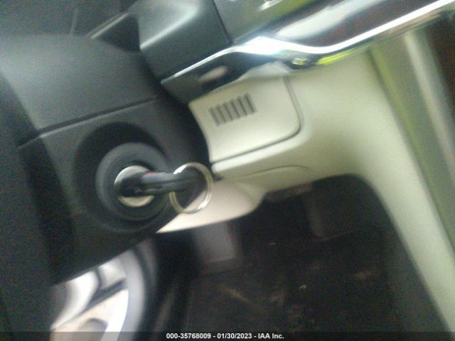 3LNDL2L33BR761517 Lincoln MKZ HYBRID