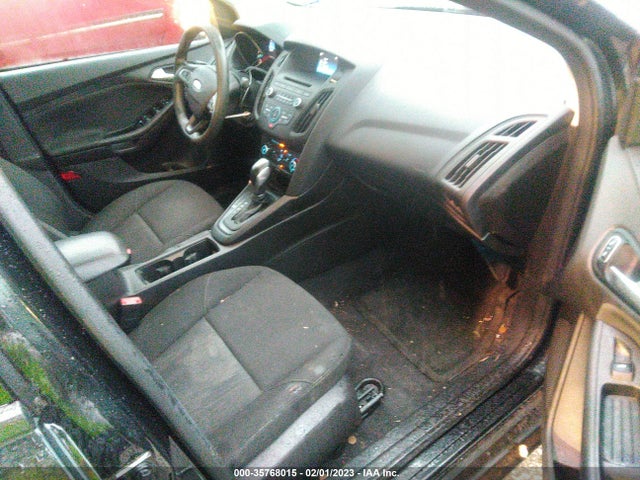 Ford FOCUS SE 2015 1FADP3F24FL356911 Image 5