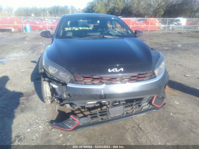 3KPF54ADXNE422585 KIA Forte Gt-line