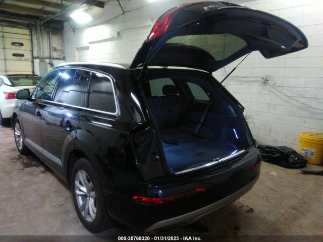 2019 Audi Q7, VIN: WA1LAAF75KD011182