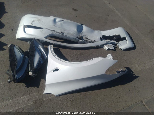 2021 Tesla Model Y, VIN: 5YJYGAEE9MF270179