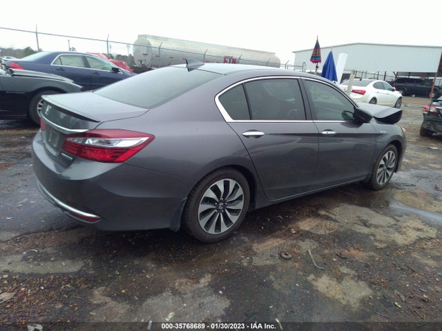 2017 Honda Accord, VIN: JHMCR6F53HC014525
