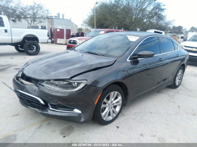 Chrysler 200 Limited Platinum 2017 1C3CCCAB9HN509111 Image 2