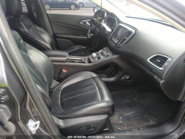 Chrysler 200 Limited Platinum 2017 1C3CCCAB9HN509111 Image 5